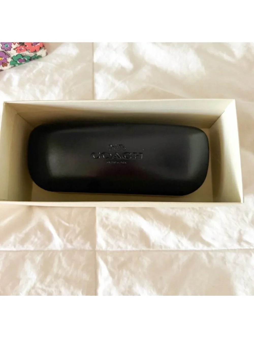 NWOT Coach Black Hard Eyeglass Sunglasses Case w/ Floral Gift Box